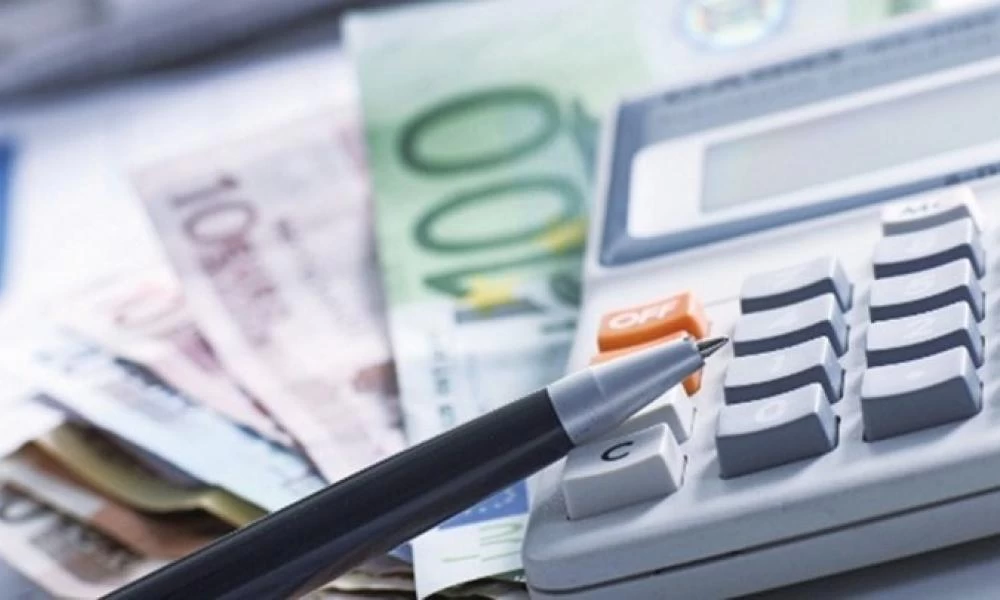 Εφορία: Eπιστρέφει φόρους και πρόστιμα - Δείτε που έγινε λάθος